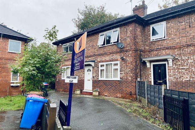 2 bed property, in Bridlington Avenue, £105,000