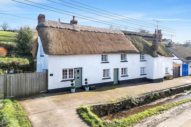 3 bed property, in Ottery Street, £535,000