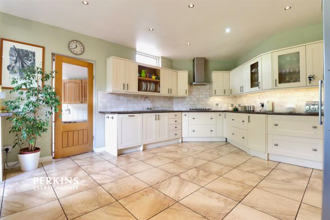 5 bed property, in Greenway Gardens, £750,000