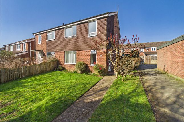 3 bed property, in Abbas Walk, £220,000