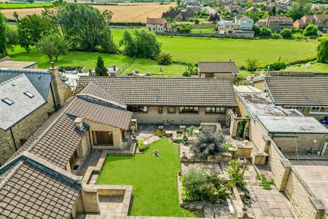 4 bed property, in Wentdale, £750,000