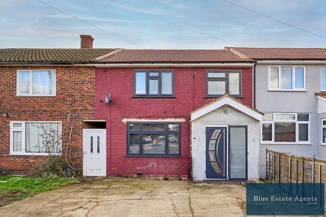 4 bed property, in Long Readings Lane, £520,000