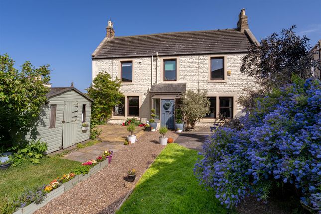 4 bed property, in Northburn Villa, £335,000