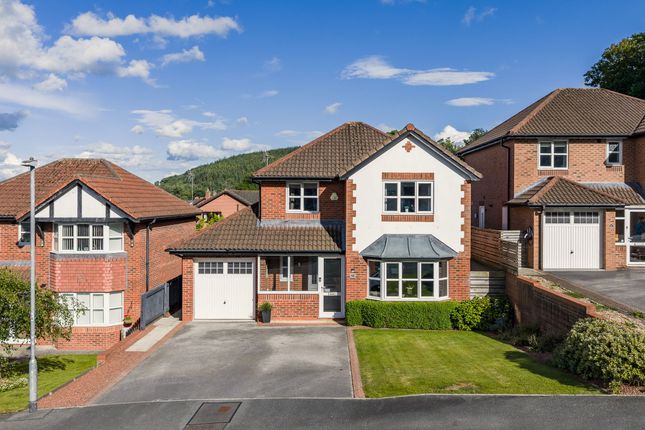 4 bed property, in Abergele LL22, £400,000