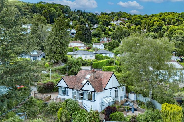 3 bed property, in King Edwards Road, £525,000
