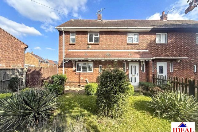 3 bed property, in Chestnut Avenue, £120,000
