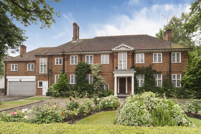 6 bed property, in Courtenay Avenue N6, £19,500,000