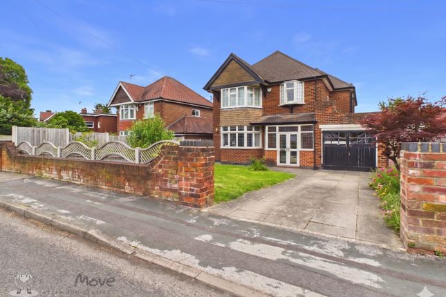 4 bed property, in Rolleston Road, £450,000