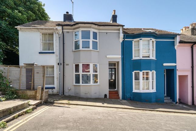 3 bed property, in Bute Street, £475,000