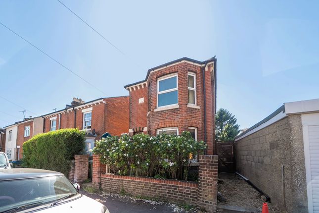 2 bed property, in Spear Road, £235,000