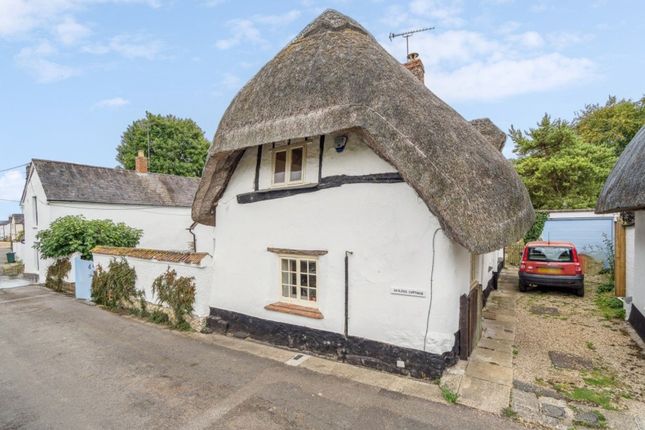 3 bed property, in Westlington Green  Dinton Buckinghamshire, £595,000