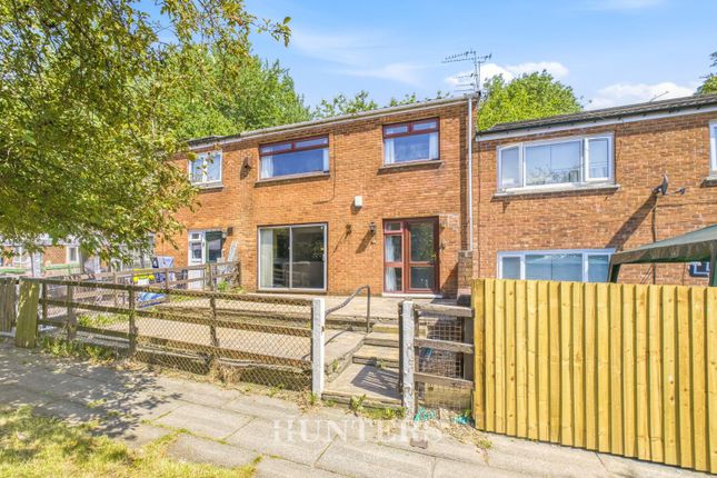 2 bed property, in Elmton Road, £170,000