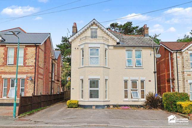 1 bed property, in 24 Westbourne Park Road, £95,000