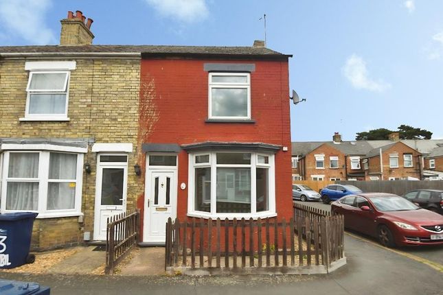 2 bed property, in Sybil Road, £110,000