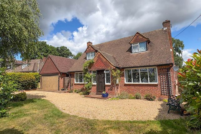 3 bed property, in Russell Road, £795,000