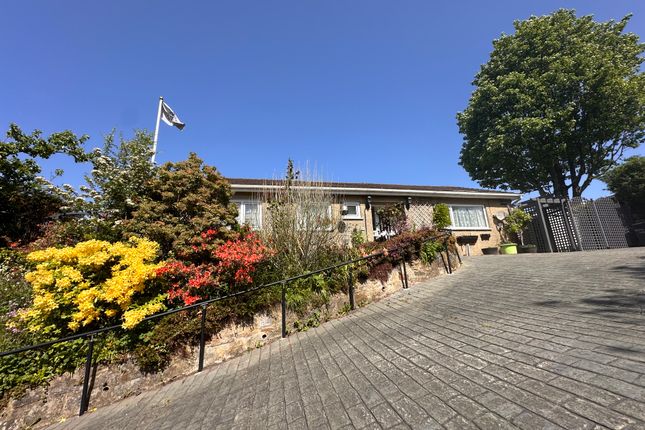 3 bed property, in Lumbutts Road, £450,000