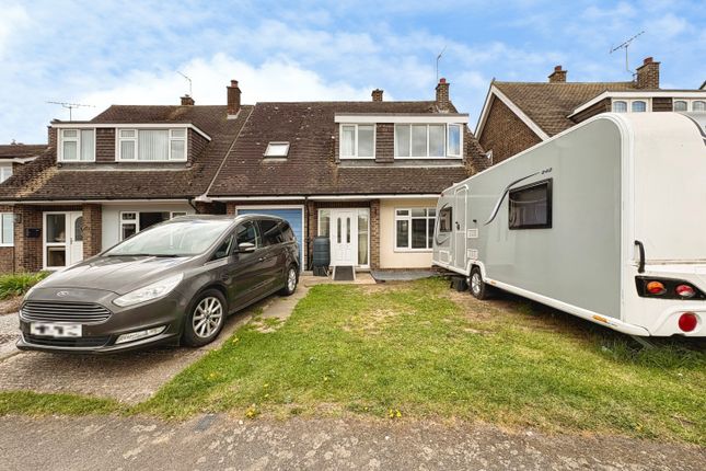 4 bed property, in Keelers Way, £335,000