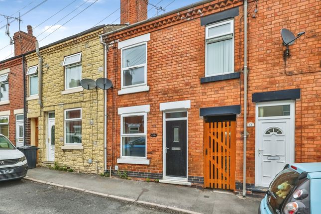 3 bed property, in Queen Street, £110,000