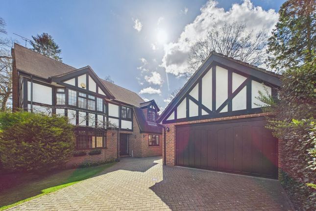 5 bed property, in Saxons, £1,000,000