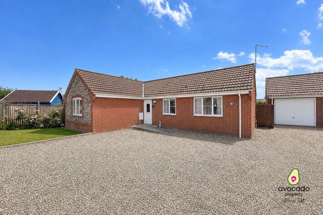 3 bed property, in Anne Stannard Way, £350,000