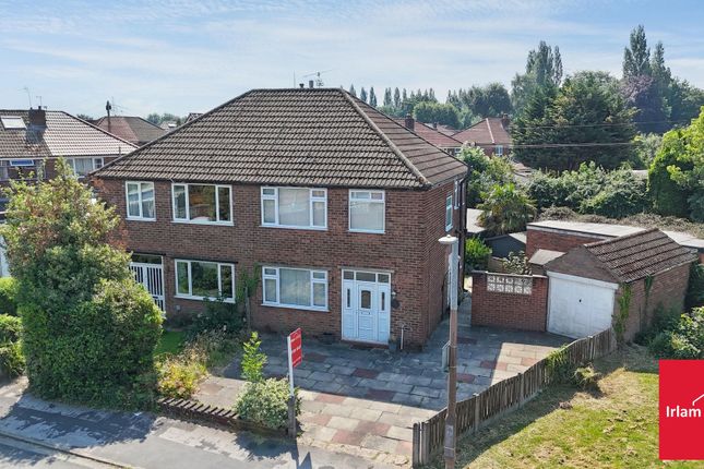 3 bed property, in Broadway, £260,000