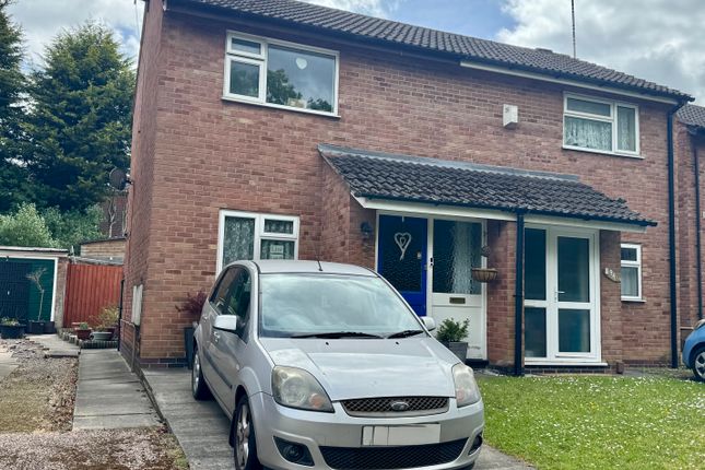 2 bed property, in Copeland Avenue, £165,000