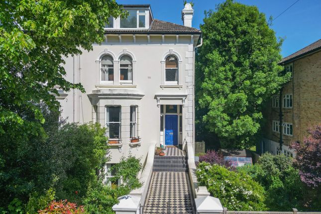 6 bed property, in Clermont Terrace, £1,100,000
