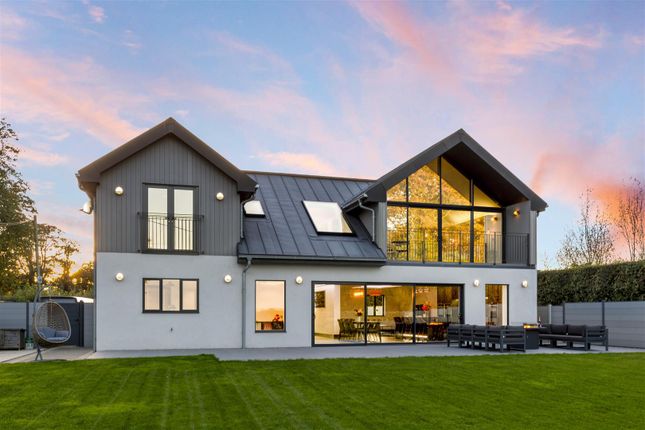 4 bed property, in Butts Lane, £900,000