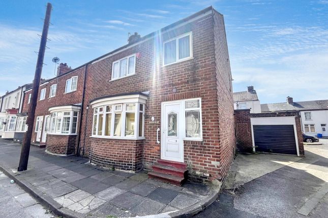 3 bed property, in St. Peters Road, £48,000