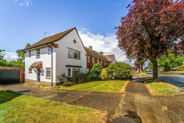 3 bed property, in Upland Way, £550,000