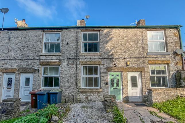 2 bed property, in Small Knowle End, £150,000