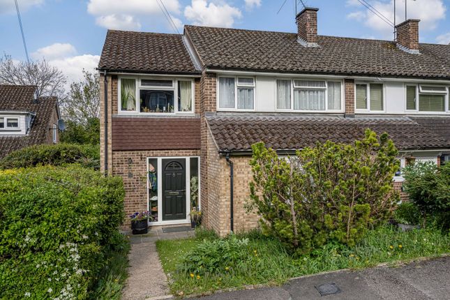 4 bed property, in Dean Garden Rise, £535,000