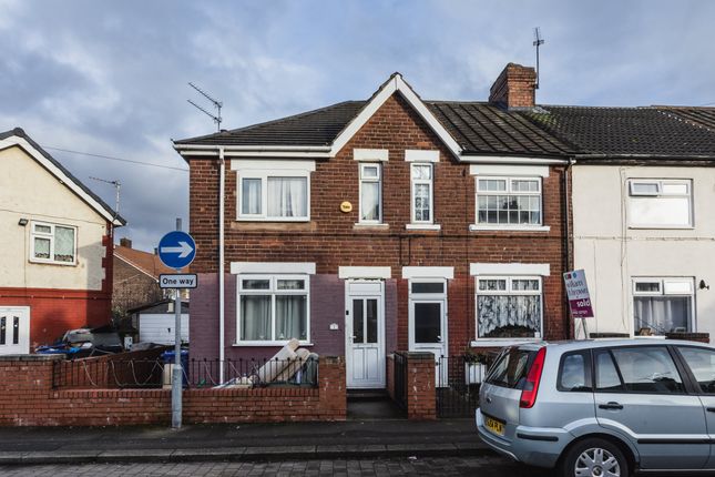 2 bed property, in Princes Crescent, £57,000
