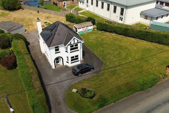 3 bed property, in Lampeter Road, £345,000