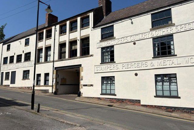 1 bed property, in Lambert Street, £66,500