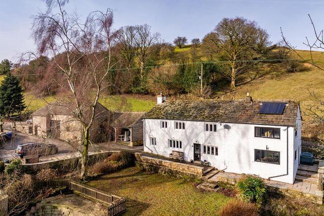 4 bed property, in Stang Top Road, £839,000