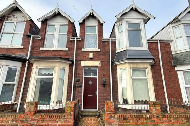 3 bed property, in Ivanhoe Crescent, £145,000
