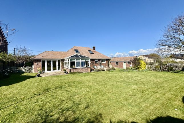 5 bed property, in Station Road, £475,000