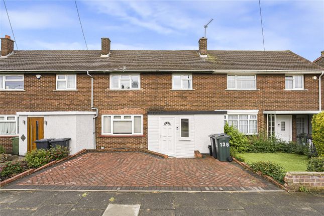 2 bed property, in Attlee Drive, £325,000