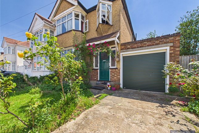 3 bed property, in Weald Lane, £575,000
