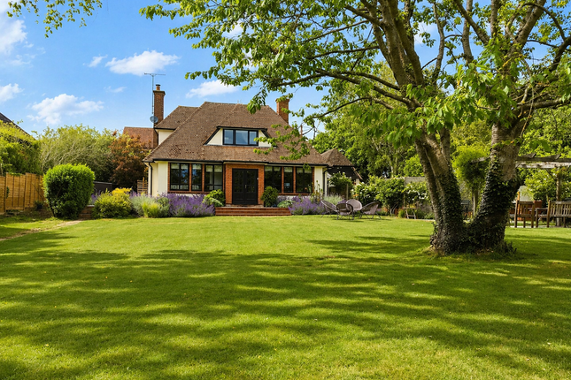4 bed property, in Whiteditch Lane, £895,000