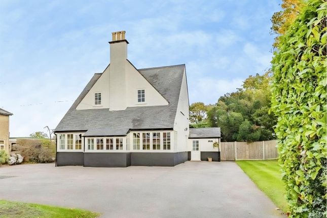 5 bed property, in Cotmer Road, £675,000