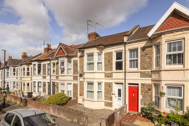 3 bed property, in Bloomfield Road, £410,000