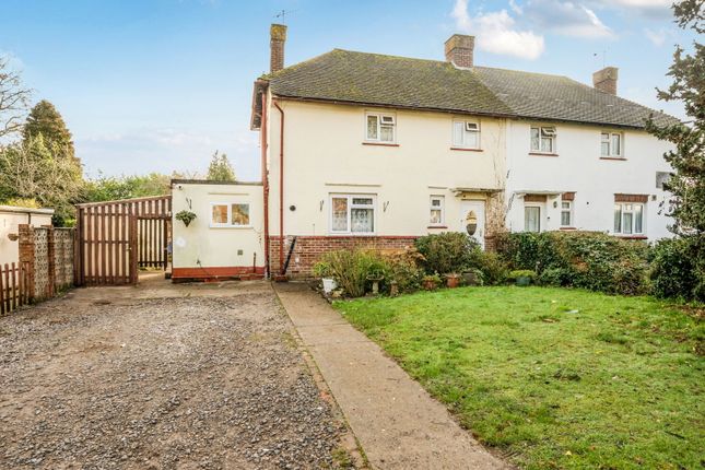 3 bed property, in Little Lullenden, £425,000