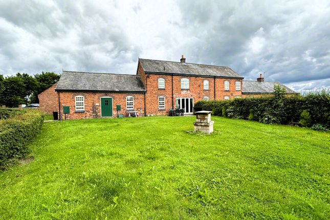 4 bed property, in Newlands Road, £495,000