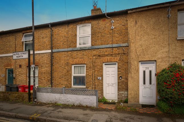 2 bed property, in Alpha Street North, £375,000