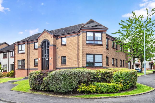 2 bed property, in Bishopsgate Road, £110,000