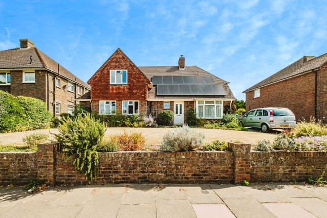 5 bed property, in Goring Street, £770,000