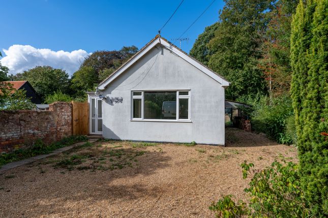 2 bed property, in Falkenham, £350,000