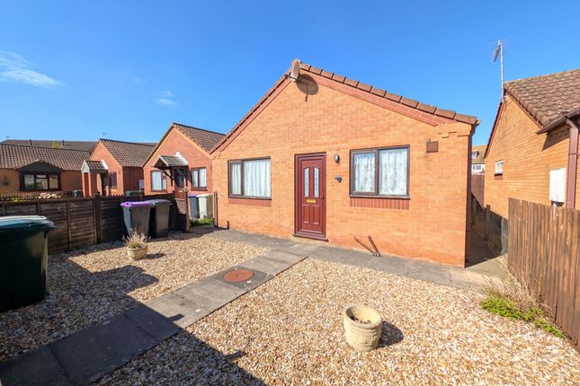 2 bed property, in Ronald Close, £139,950